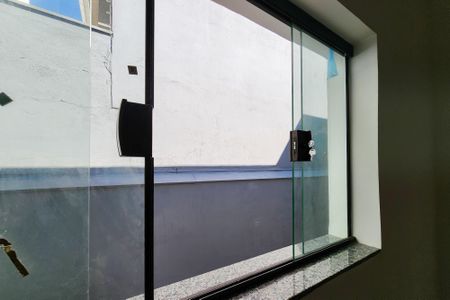 Casa à venda com 247m², 3 quartos e 5 vagas Casa à venda com 247m², 3 quartos e 5 vagasVista da Suíte 2