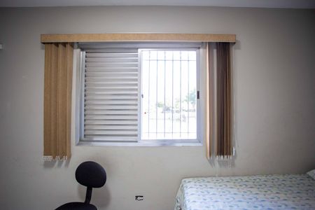 Casa à venda com 223m², 4 quartos e 2 vagasQuarto Suite 2