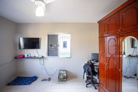 Casa à venda com 223m², 4 quartos e 2 vagasQuarto Suite 1