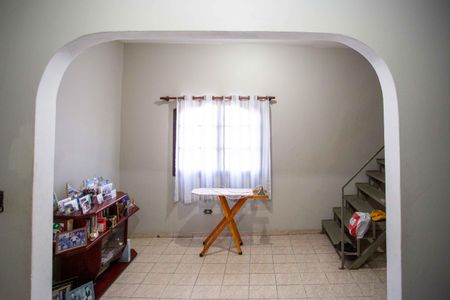 Casa à venda com 223m², 4 quartos e 2 vagasQuarto 3