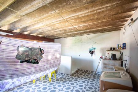 Casa à venda com 223m², 4 quartos e 2 vagasÁrea de Serviço