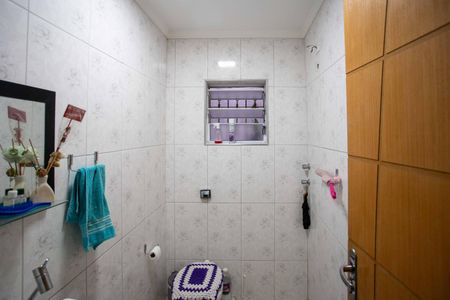 Casa à venda com 223m², 4 quartos e 2 vagasLavabo