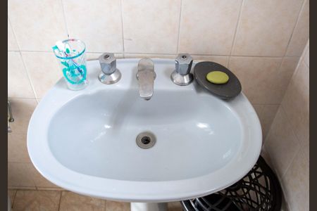 Casa à venda com 223m², 4 quartos e 2 vagasBanheiro da Suíte 2