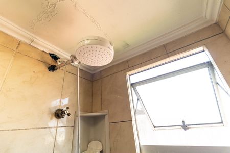 Apartamento à venda com 62m², 2 quartos e 1 vaga Apartamento à venda com 62m², 2 quartos e 1 vagaBanheiro