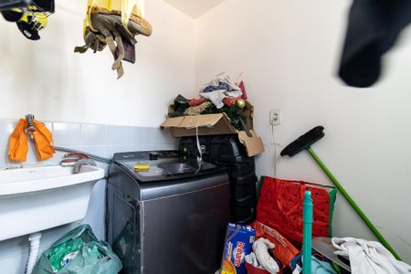 Apartamento à venda com 62m², 2 quartos e 1 vaga Apartamento à venda com 62m², 2 quartos e 1 vagaÁrea de Serviço