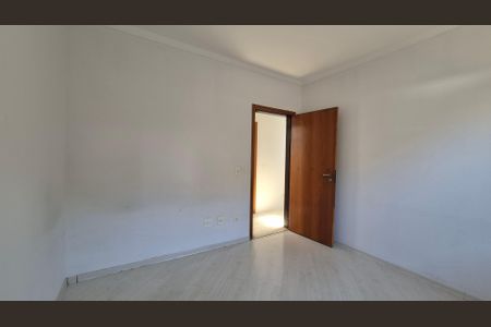 Casa de condomínio à venda com 131m², 3 quartos e 2 vagas Casa de condomínio à venda com 131m², 3 quartos e 2 vagasQuarto 2
