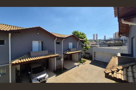 Casa de condomínio à venda com 131m², 3 quartos e 2 vagas Casa de condomínio à venda com 131m², 3 quartos e 2 vagasVista da Sacada da Suíte