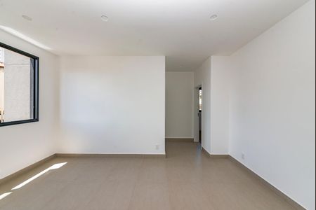 Apartamento à venda com 61m², 2 quartos e 2 vagasSala