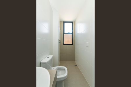 Apartamento à venda com 61m², 2 quartos e 2 vagasBanheiro da Suíte 2