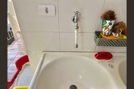 Casa à venda com 222m², 4 quartos e 3 vagas Casa à venda com 222m², 4 quartos e 3 vagasÁrea de Serviço