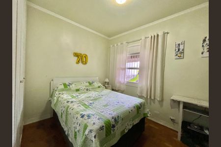 Casa à venda com 222m², 4 quartos e 3 vagas Casa à venda com 222m², 4 quartos e 3 vagasQuarto 2
