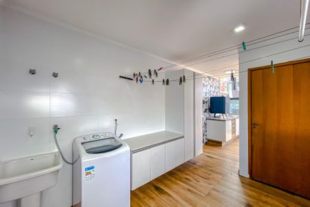 Casa à venda com 110m², 3 quartos e 2 vagasÁrea de Serviço