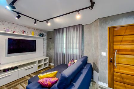 Casa à venda com 110m², 3 quartos e 2 vagasSala