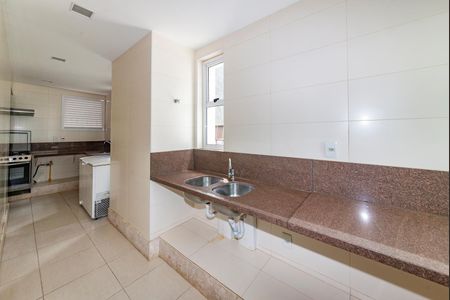 Apartamento à venda com 145m², 4 quartos e 3 vagas Apartamento à venda com 145m², 4 quartos e 3 vagasÁrea comum