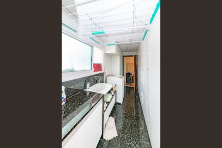 Apartamento à venda com 145m², 4 quartos e 3 vagas Apartamento à venda com 145m², 4 quartos e 3 vagasÁrea de Serviço