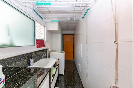 Apartamento à venda com 145m², 4 quartos e 3 vagas Apartamento à venda com 145m², 4 quartos e 3 vagasÁrea de Serviço