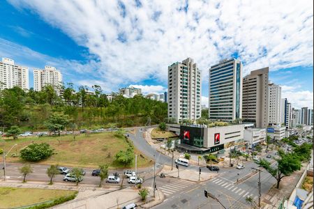 Apartamento à venda com 145m², 4 quartos e 3 vagas Apartamento à venda com 145m², 4 quartos e 3 vagasVaranda da Sala