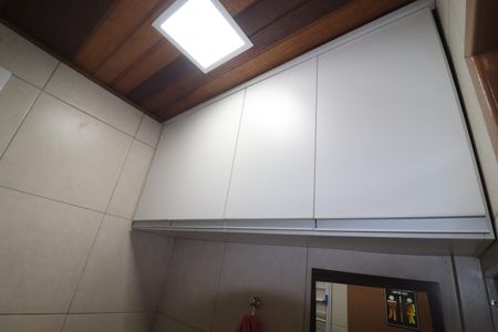 Casa à venda com 120m², 3 quartos e 2 vagasBanheiro 3