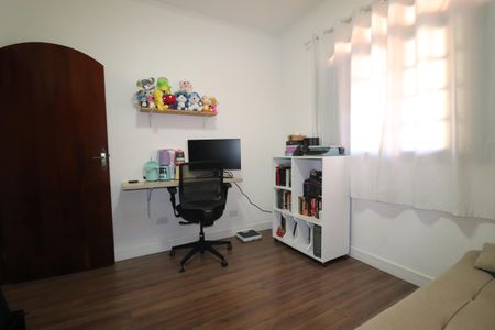 Casa à venda com 120m², 3 quartos e 2 vagasQuarto 2