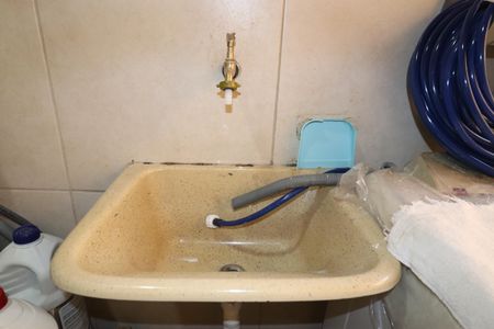 Casa à venda com 120m², 3 quartos e 2 vagasÁrea de Serviço