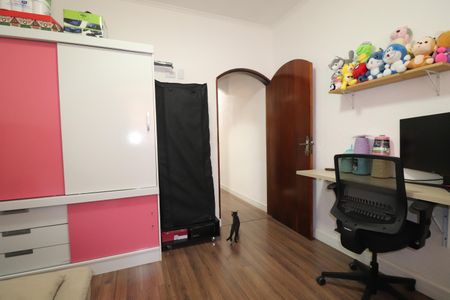 Casa à venda com 120m², 3 quartos e 2 vagasQuarto 2