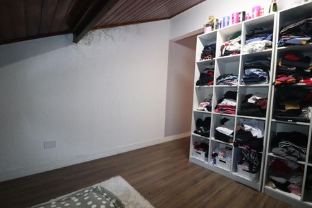 Casa à venda com 120m², 3 quartos e 2 vagasCloset Quarto 3
