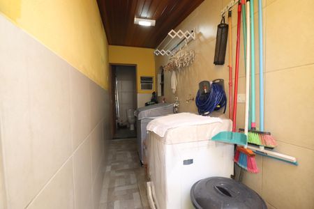 Casa à venda com 120m², 3 quartos e 2 vagasÁrea de Serviço