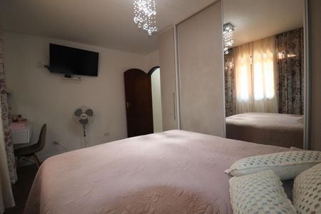 Casa à venda com 120m², 3 quartos e 2 vagasQuarto 1