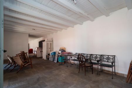 Casa à venda com 1032m², 3 quartos e 3 vagas Casa à venda com 1032m², 3 quartos e 3 vagasSala 2