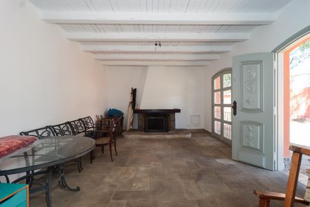 Casa à venda com 1032m², 3 quartos e 3 vagas Casa à venda com 1032m², 3 quartos e 3 vagasSala 2