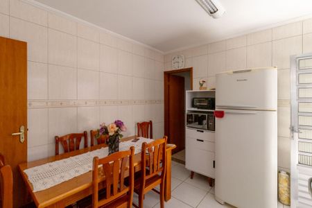 Casa à venda com 150m², 2 quartos e 2 vagas Casa à venda com 150m², 2 quartos e 2 vagasCozinha