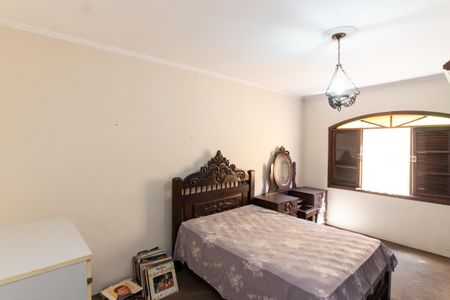 Casa à venda com 180m², 3 quartos e 6 vagas Casa à venda com 180m², 3 quartos e 6 vagasSuíte