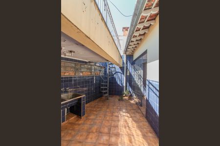 Casa à venda com 180m², 3 quartos e 6 vagas Casa à venda com 180m², 3 quartos e 6 vagasÁrea de Serviço