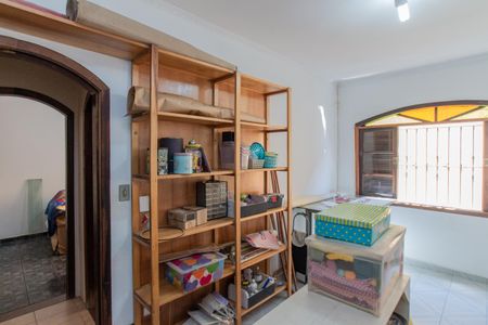 Casa à venda com 180m², 3 quartos e 6 vagas Casa à venda com 180m², 3 quartos e 6 vagasQuarto 1