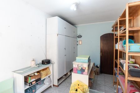 Casa à venda com 180m², 3 quartos e 6 vagas Casa à venda com 180m², 3 quartos e 6 vagasQuarto 1