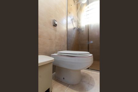 Casa à venda com 180m², 3 quartos e 6 vagas Casa à venda com 180m², 3 quartos e 6 vagasBanheiro