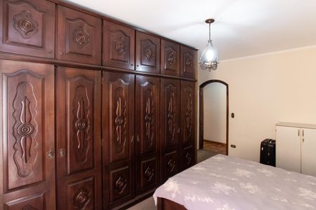 Casa à venda com 180m², 3 quartos e 6 vagas Casa à venda com 180m², 3 quartos e 6 vagasSuíte