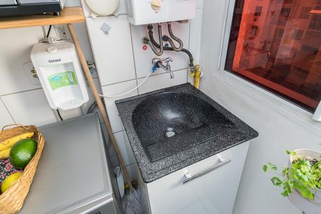 Apartamento à venda com 56m², 3 quartos e 1 vaga Apartamento à venda com 56m², 3 quartos e 1 vagaÁrea de Serviço