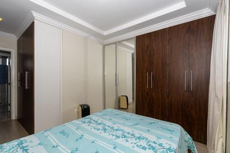 Apartamento à venda com 92m², 3 quartos e 2 vagas Apartamento à venda com 92m², 3 quartos e 2 vagasSuíte