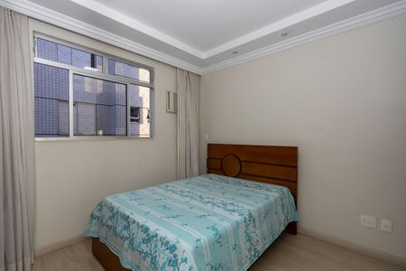 Apartamento à venda com 92m², 3 quartos e 2 vagas Apartamento à venda com 92m², 3 quartos e 2 vagasSuíte