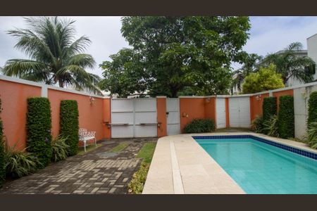 Casa à venda com 251m², 5 quartos e 4 vagasÁrea Gourmet