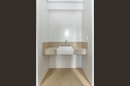 Apartamento à venda com 168m², 4 quartos e 3 vagasBanheiro Semi-Suítes