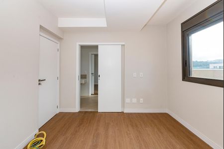 Apartamento à venda com 168m², 4 quartos e 3 vagasSemi-Suíte 1