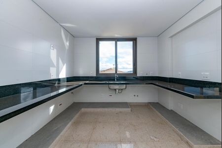 Apartamento à venda com 168m², 4 quartos e 3 vagasCozinha