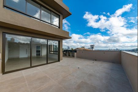 Apartamento à venda com 168m², 4 quartos e 3 vagasÁrea externa privativa