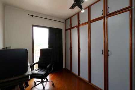 Apartamento à venda com 127m², 3 quartos e 3 vagasQuarto 2