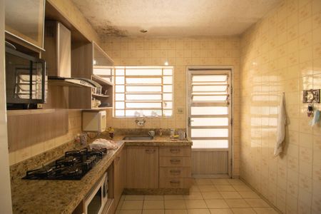 Casa à venda com 345m², 3 quartos e 8 vagasCozinha