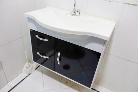 Casa à venda com 256m², 4 quartos e 4 vagas Casa à venda com 256m², 4 quartos e 4 vagasBanheiro da Suíte 4