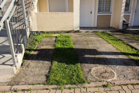 Casa de condomínio à venda com 50m², 2 quartos e 1 vaga Casa de condomínio à venda com 50m², 2 quartos e 1 vagaGaragem