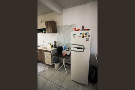 Casa de condomínio à venda com 50m², 2 quartos e 1 vaga Casa de condomínio à venda com 50m², 2 quartos e 1 vagaCozinha